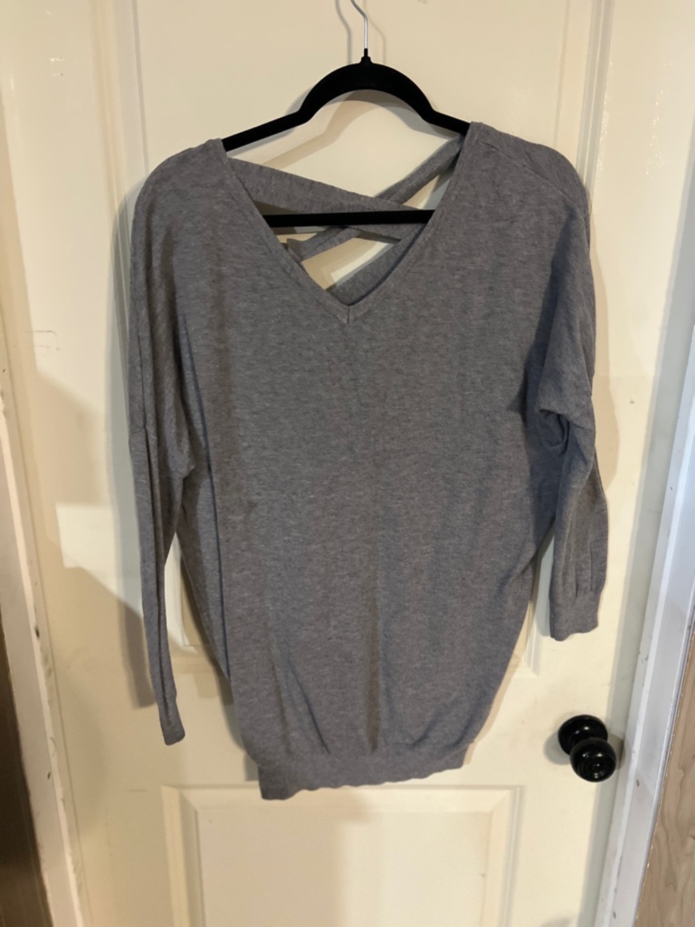 Woven Heart Gray V-Neck Crossback Pullover